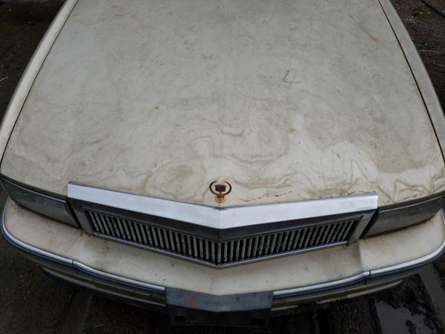 1G6KD52B8RU271874 - 1994 CADILLAC DEVILLE GOLD photo 11