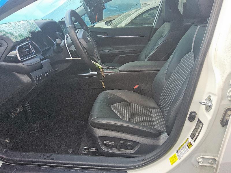 4T1G11AK4RU219451 - 2024 TOYOTA CAMRY SE NIGHT SHADE WHITE photo 7