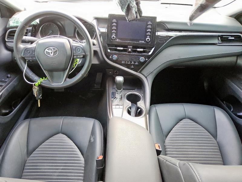 4T1G11AK4RU219451 - 2024 TOYOTA CAMRY SE NIGHT SHADE WHITE photo 8