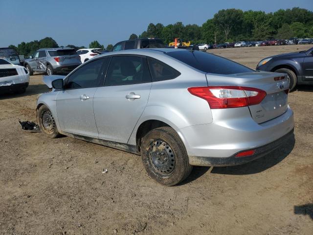 1FAHP3F24CL248995 - 2012 FORD FOCUS SE SILVER photo 2