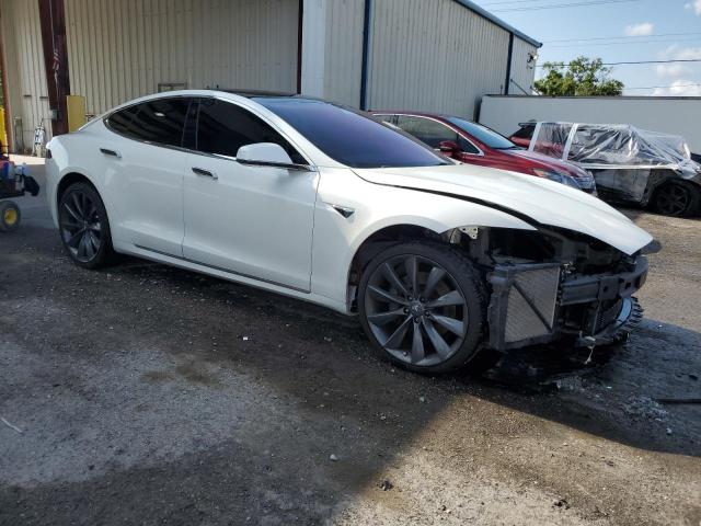 5YJSA1E21HF229936 - 2017 TESLA MODEL S 白色 照片 4