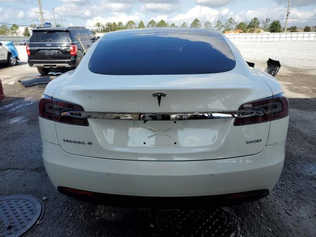 5YJSA1E21HF229936 - 2017 TESLA MODEL S 白色 照片 6