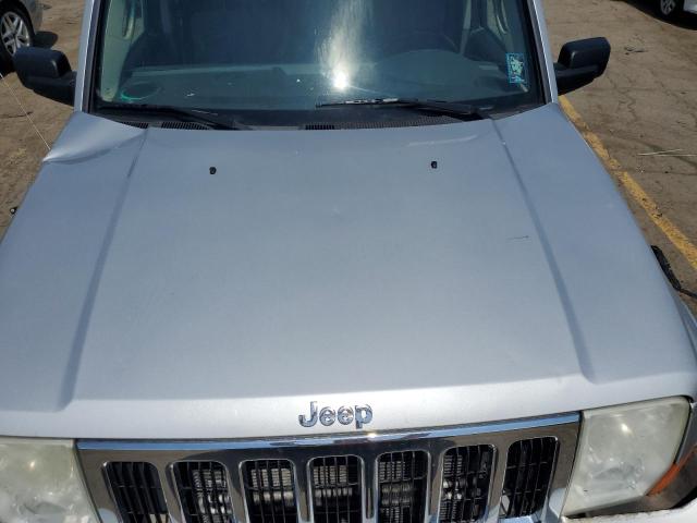 1J8HG48NX6C129773 - 2006 JEEP COMMANDER 银色 照片 11