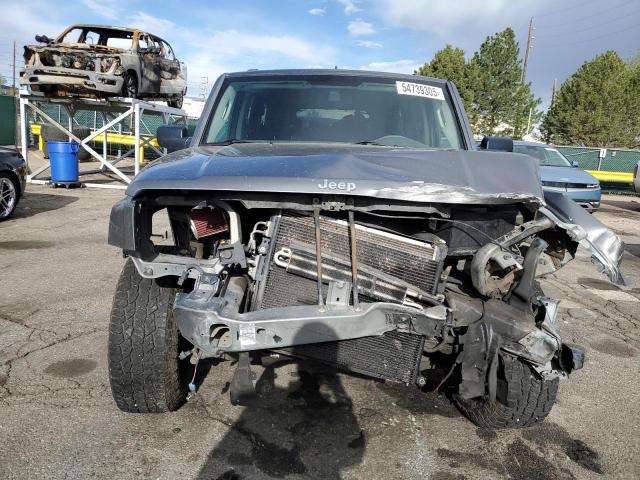 1J8HG48K18C184699 - 2008 JEEP COMMANDER SPORT ნაცრისფერი ფოტო 5