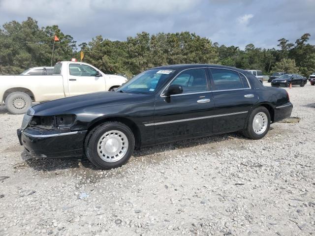 1LNHM81W11Y647756 - 2001 LINCOLN TOWN CAR EXECUTIVE Schwarz Foto 1