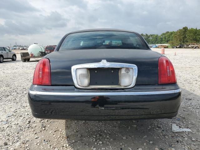 1LNHM81W11Y647756 - 2001 LINCOLN TOWN CAR EXECUTIVE Schwarz Foto 6