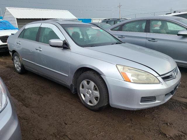 1HGCM56487A013187 - 2007 HONDA ACCORD LX SILVER photo 4