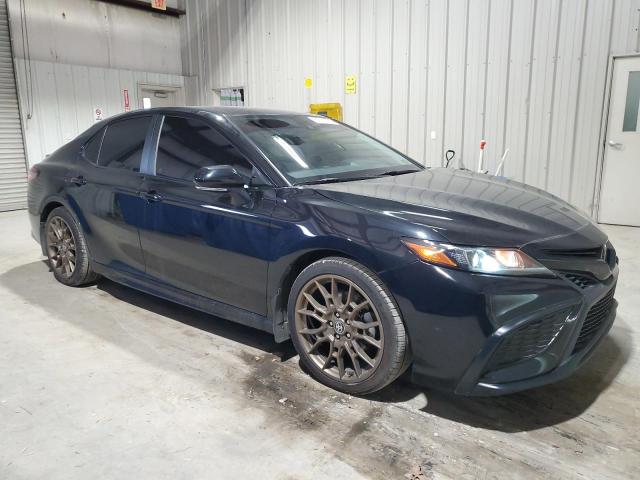 4T1T11BK0PU075133 - 2023 TOYOTA CAMRY SE NIGHT SHADE BLACK photo 4