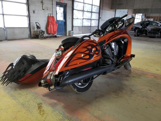 5VPAW36N0C3007039 - 2012 VICTORY MOTORCYCLES ANESS VISION ORANGE photo 4