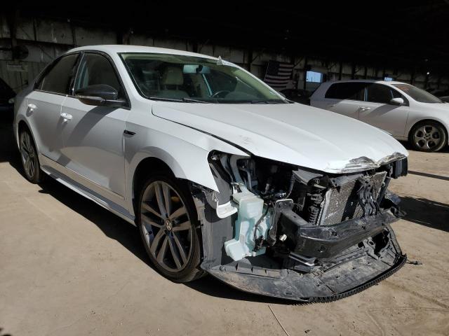 1VWDT7A38HC058889 - 2017 VOLKSWAGEN PASSAT R-LINE თეთრი ფოტო 4