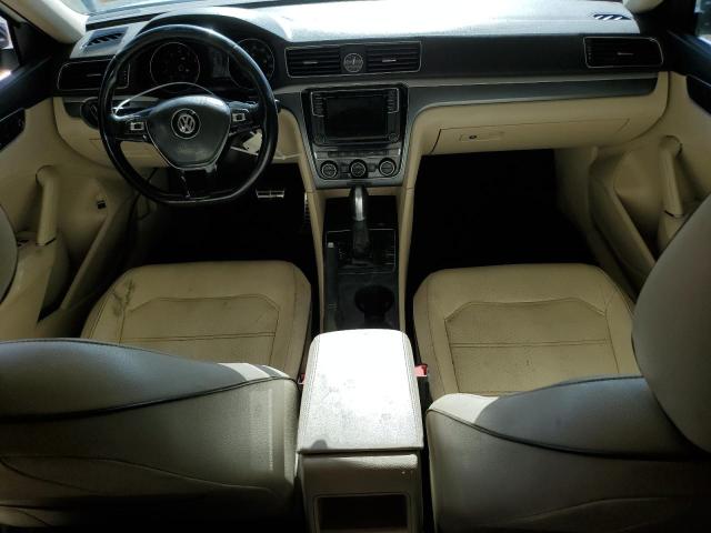 1VWDT7A38HC058889 - 2017 VOLKSWAGEN PASSAT R-LINE თეთრი ფოტო 8