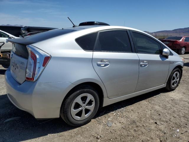 JTDKN3DU7E1772795 - 2014 TOYOTA PRIUS SILVER photo 3