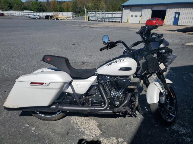 1HD1KH712RB644109 - 2024 HARLEY-DAVIDSON FLTRX 白色 照片 1