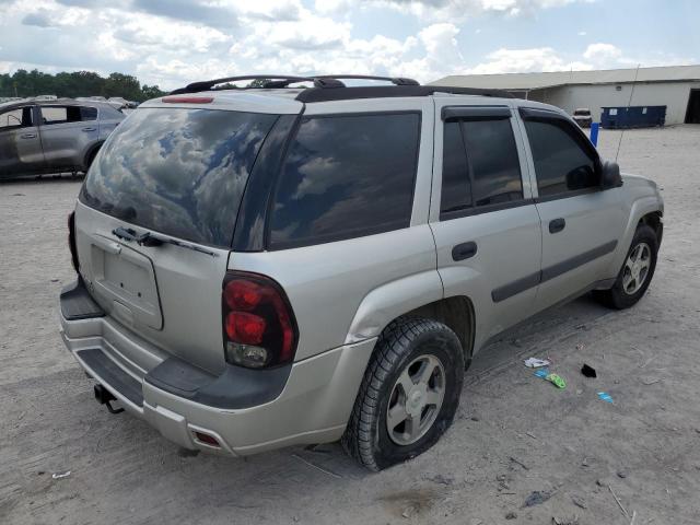 1GNDT13S452335227 - 2005 CHEVROLET TRAILBLAZE LS SILVER photo 3