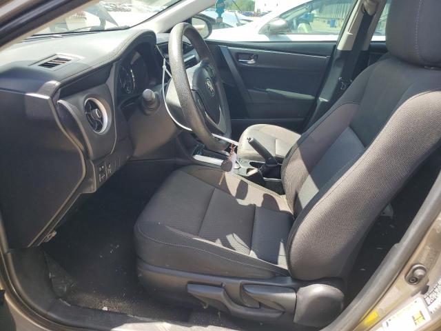 2T1BURHE7JC096413 - 2018 TOYOTA COROLLA L GRAY photo 7