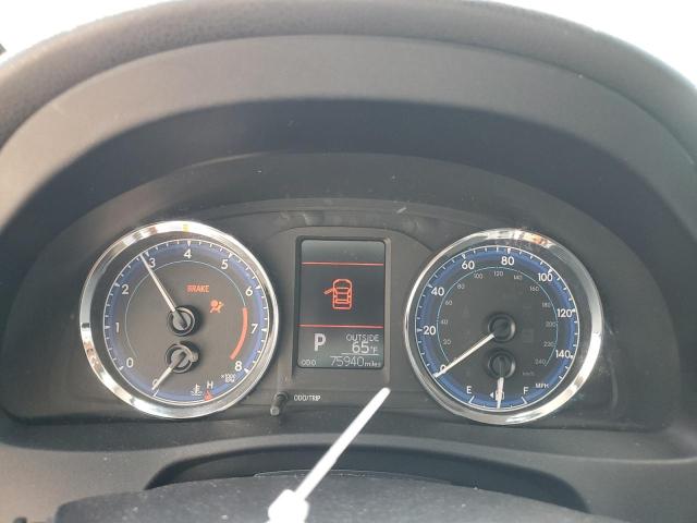 2T1BURHE7JC096413 - 2018 TOYOTA COROLLA L GRAY photo 9