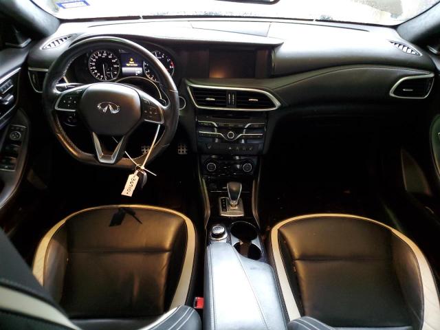 SJKCH5CP1HA024483 - 2017 INFINITI QX30 BASE SILVER photo 8