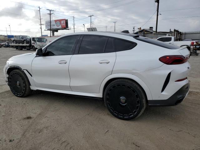 5UXCY8C0XN9M57786 - 2022 BMW X6 M50I WHITE photo 2