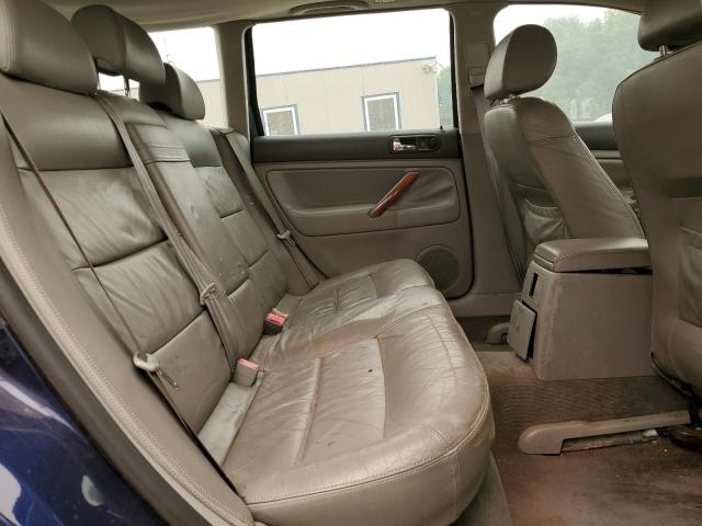 WVWYH63B72E210144 - 2002 VOLKSWAGEN PASSAT GLX 4MOTION BLUE photo 10