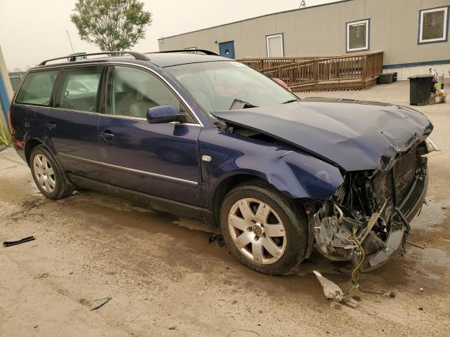 WVWYH63B72E210144 - 2002 VOLKSWAGEN PASSAT GLX 4MOTION BLUE photo 4