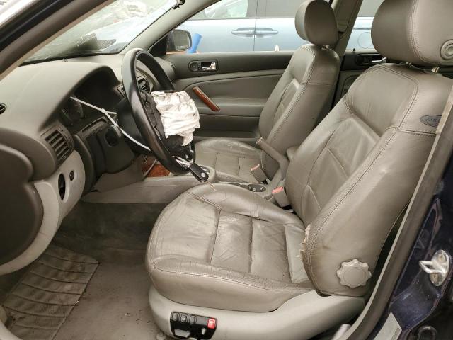 WVWYH63B72E210144 - 2002 VOLKSWAGEN PASSAT GLX 4MOTION BLUE photo 7