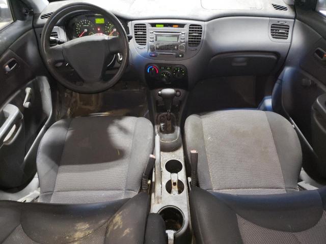 KNADE123866056271 - 2006 KIA RIO SILVER photo 8