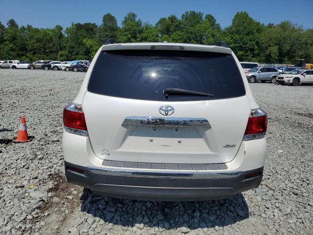 5TDBK3EH4CS105922 - 2012 TOYOTA HIGHLANDER BASE WHITE photo 6