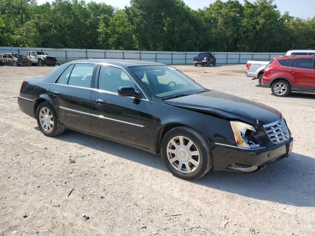 1G6KA5EY5AU129320 - 2010 CADILLAC DTS BLACK photo 4