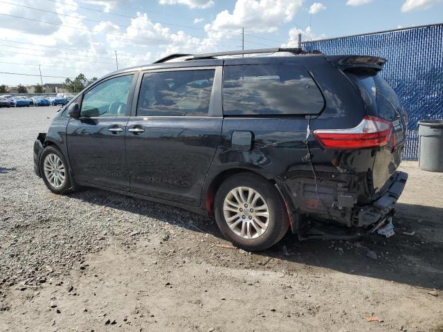 5TDYZ3DC2HS848985 - 2017 TOYOTA SIENNA XLE BLACK photo 2
