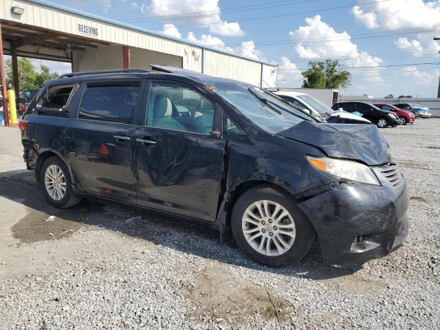 5TDYZ3DC2HS848985 - 2017 TOYOTA SIENNA XLE BLACK photo 4