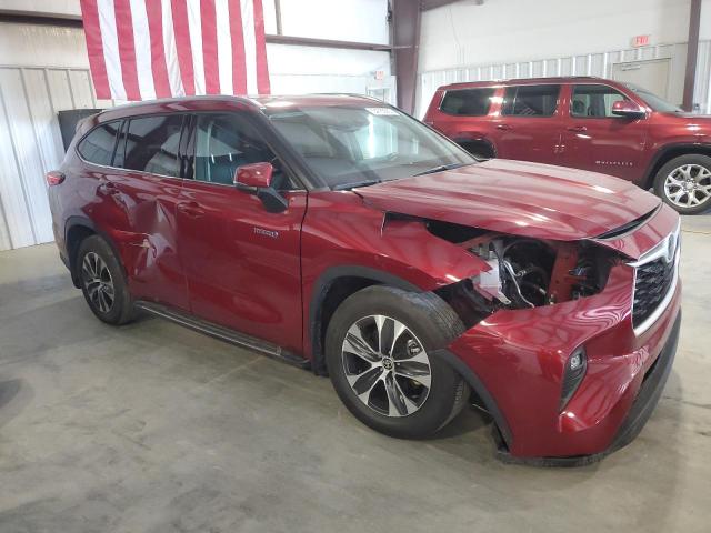 5TDGARAH4MS506860 - 2021 TOYOTA HIGHLANDER HYBRID XLE RED photo 4