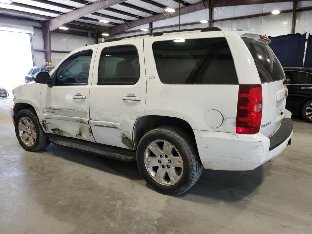 1GNFK13017R226566 - 2007 CHEVROLET TAHOE K1500 WHITE photo 2