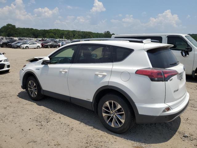 JTMRJREV9JD178903 - 2018 TOYOTA RAV4 HV LE WHITE photo 2