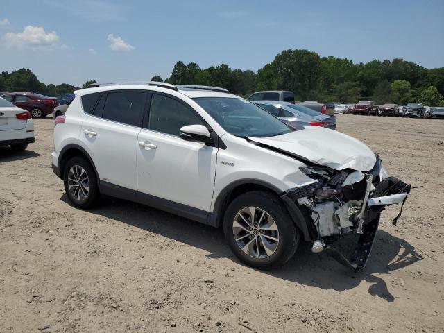 JTMRJREV9JD178903 - 2018 TOYOTA RAV4 HV LE WHITE photo 4