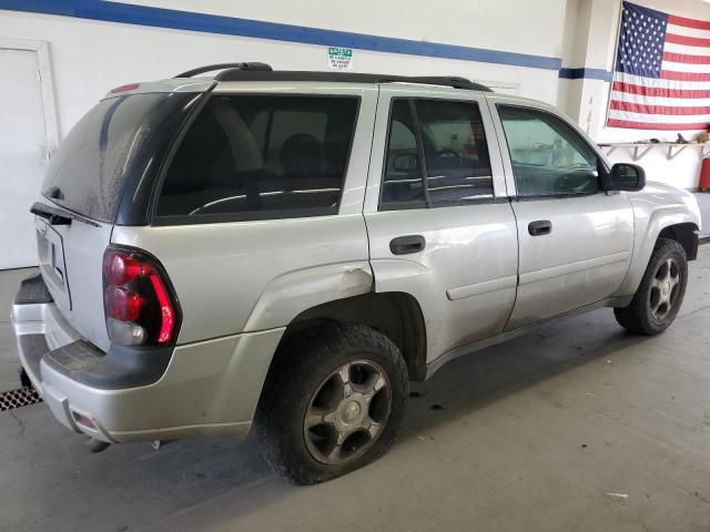 1GNDT13SX82177092 - 2008 CHEVROLET TRAILBLAZE LS SILVER photo 3