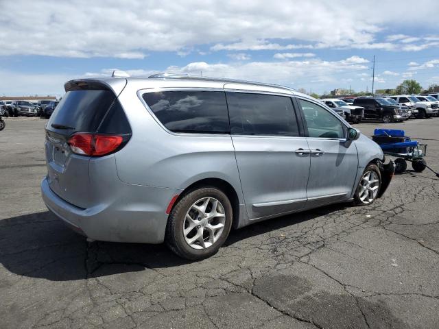 2C4RC1BG7JR311964 - 2018 CHRYSLER PACIFICA TOURING L SILVER photo 3