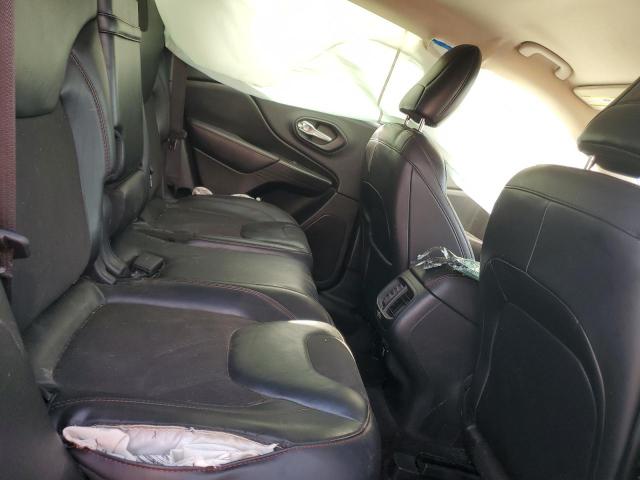 1C4PJMBB0GW227584 - 2016 JEEP CHEROKEE TRAILHAWK WHITE photo 10