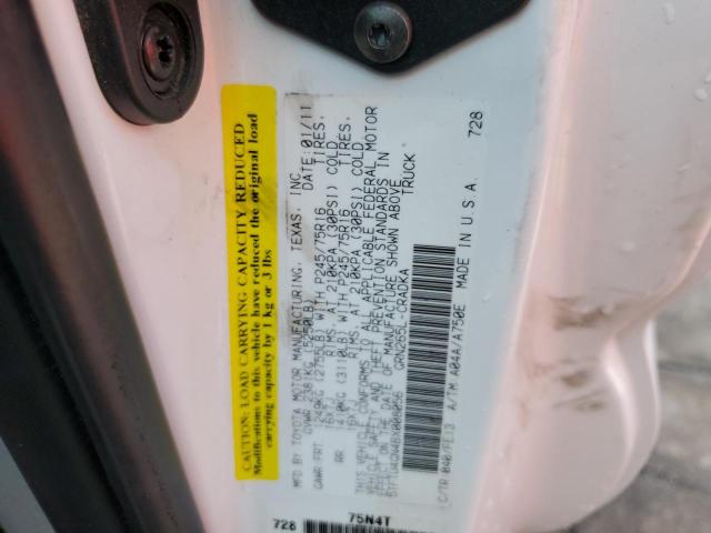 5TFTU4GN4BX008056 - 2011 TOYOTA TACOMA PRERUNNER ACCESS CAB WHITE photo 12