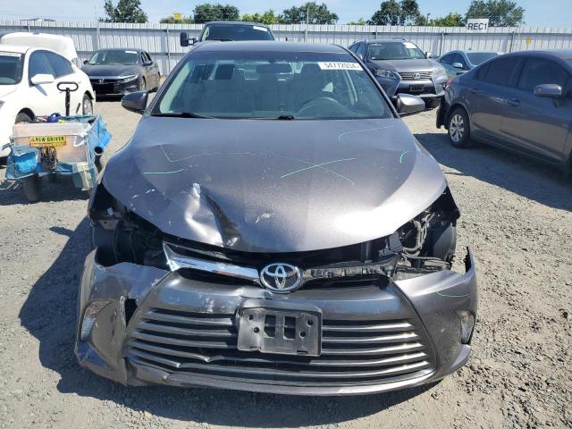 4T4BF1FK3GR577812 - 2016 TOYOTA CAMRY LE GRAY photo 5