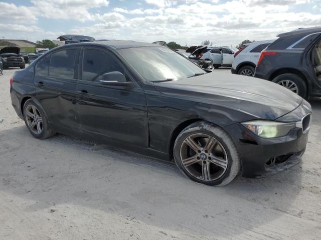 WBA3C3C53DF979218 - 2013 BMW 320 I XDRIVE BLACK photo 4