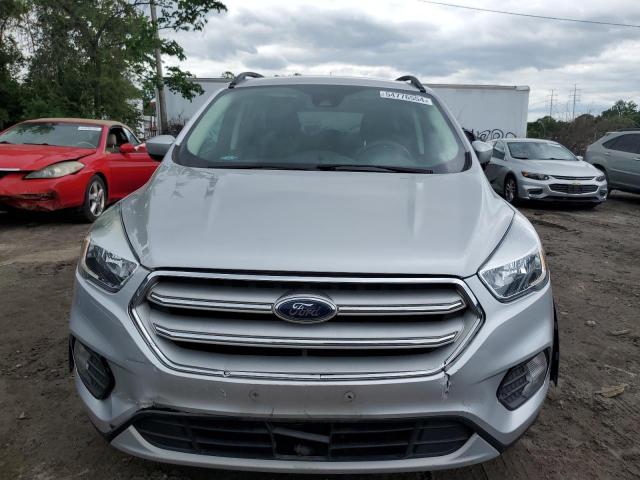 1FMCU9GD6JUC38343 - 2018 FORD ESCAPE SE SILVER photo 5