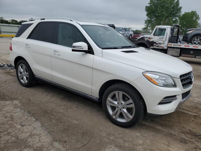 4JGDA5HBXEA409539 - 2014 MERCEDES-BENZ ML 350 4MATIC WHITE photo 4