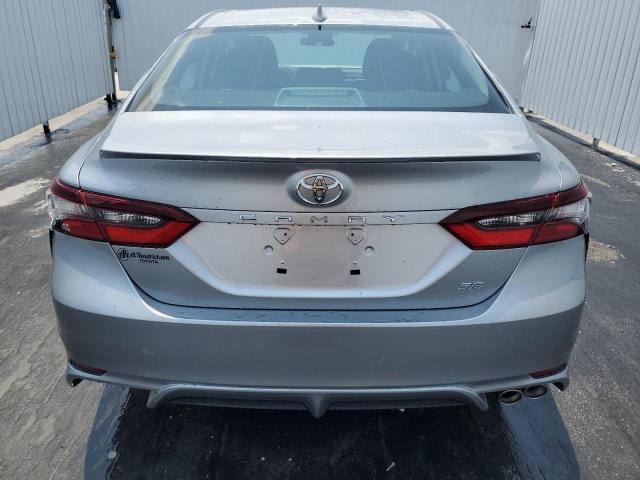 4T1G11AK2RU887250 - 2024 TOYOTA CAMRY SE NIGHT SHADE SILVER photo 6