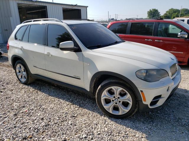 5UXZV8C53CL422859 - 2012 BMW X5 XDRIVE50I Biały zdjęcie 4