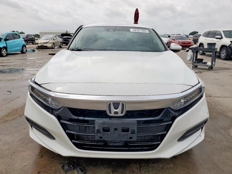 1HGCV1F11KA101275 - 2019 HONDA ACCORD LX Weiß Foto 5