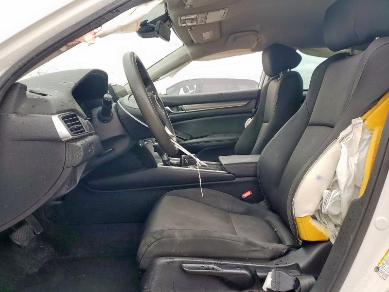 1HGCV1F11KA101275 - 2019 HONDA ACCORD LX Weiß Foto 7