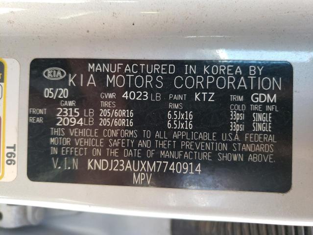 KNDJ23AUXM7740914 - 2021 KIA SOUL LX SILVER photo 12