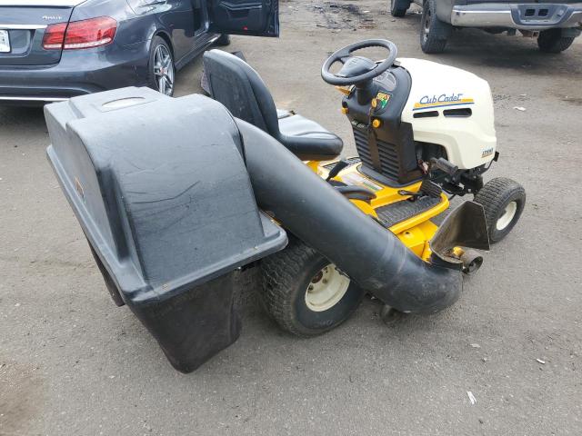 1C246H10486 - 2013 CUB LAWN MOWER YELLOW photo 4