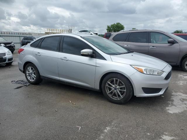 1FADP3F23GL247521 - 2016 FORD FOCUS SE SILVER photo 4