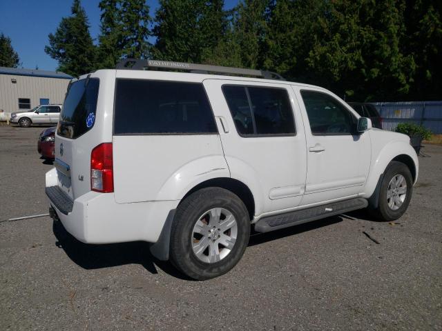 5N1AR18W55C720324 - 2005 NISSAN PATHFINDER LE WHITE photo 3